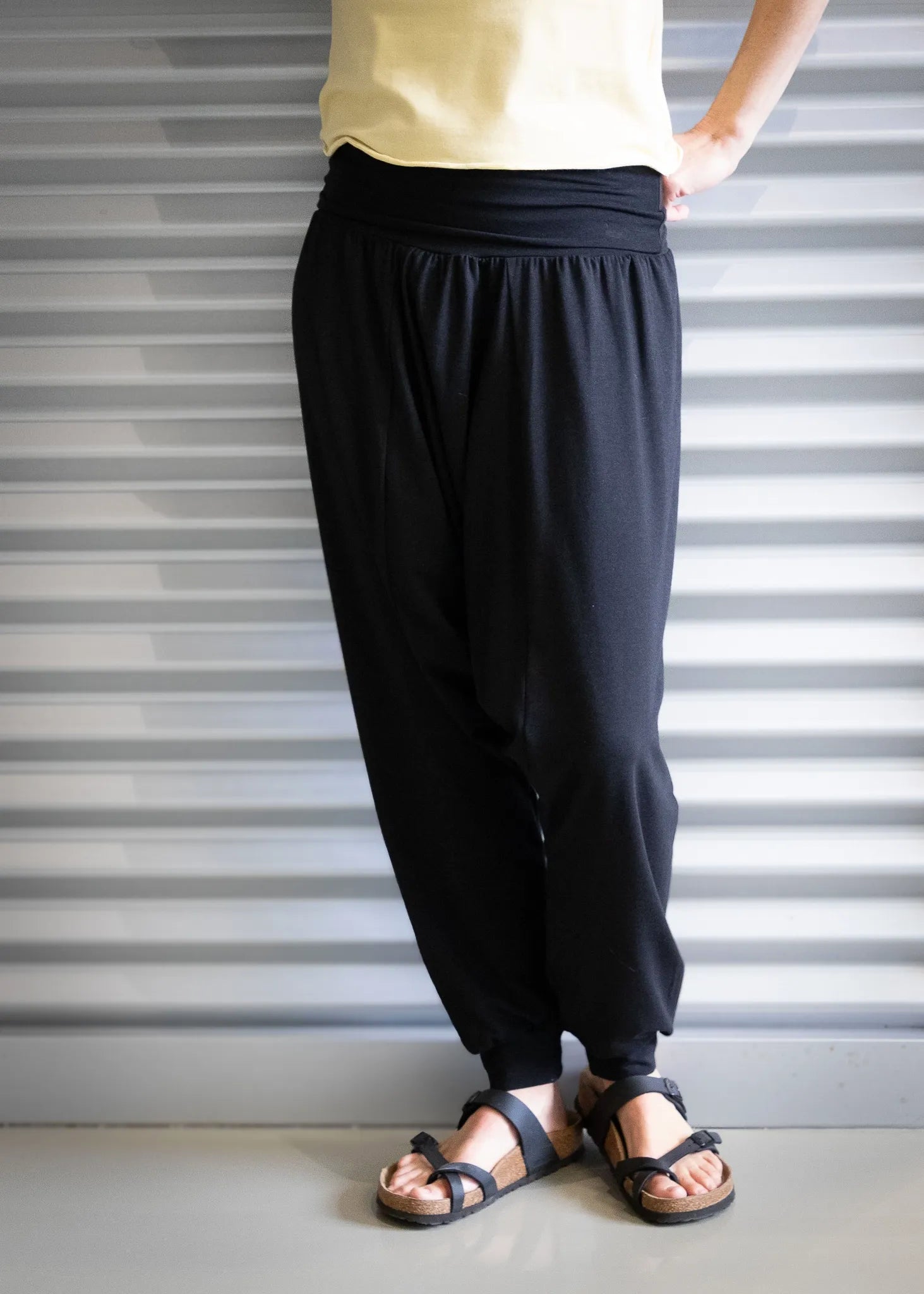 Karakas - Bamboo sarouel pants, made in Quebec | Abaka