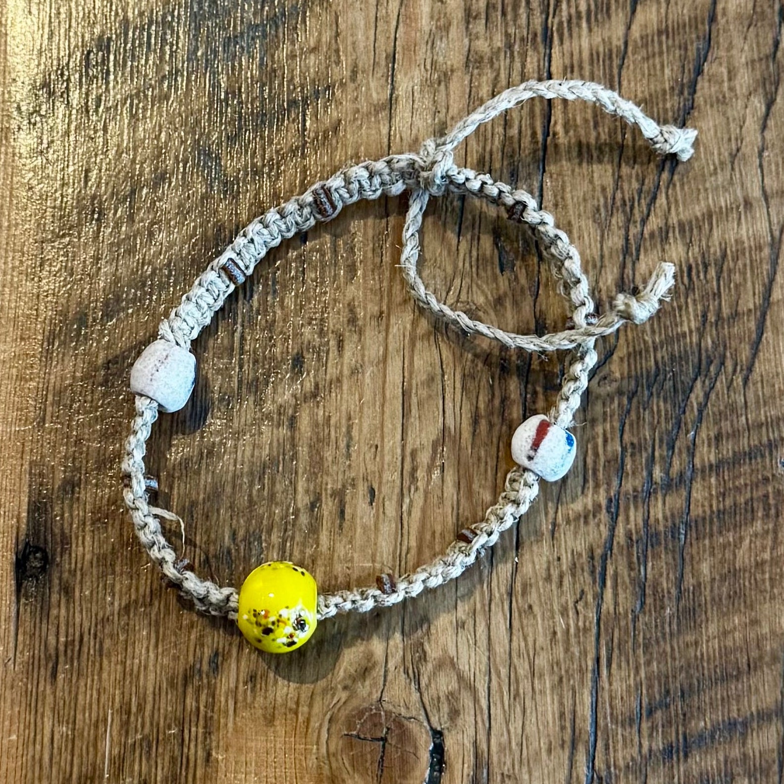 Janet's Hemp - Bracelet