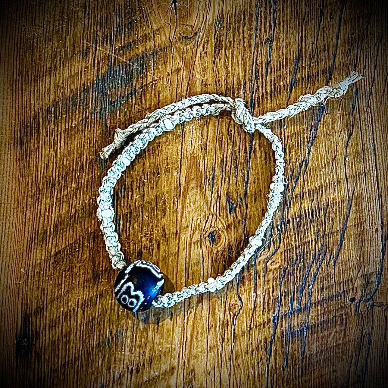 Janet's Hemp - Bracelet