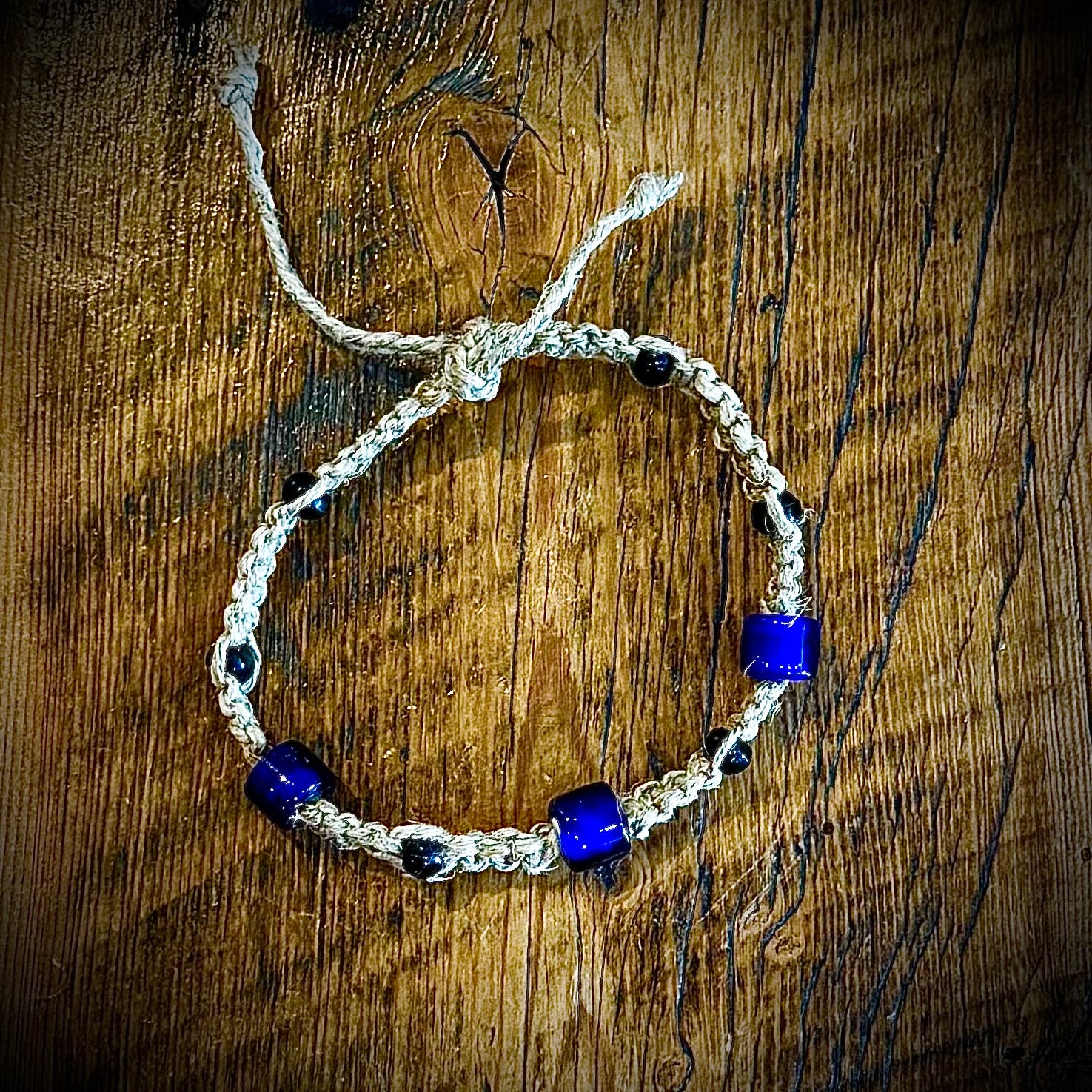 Janet's Hemp - Bracelet