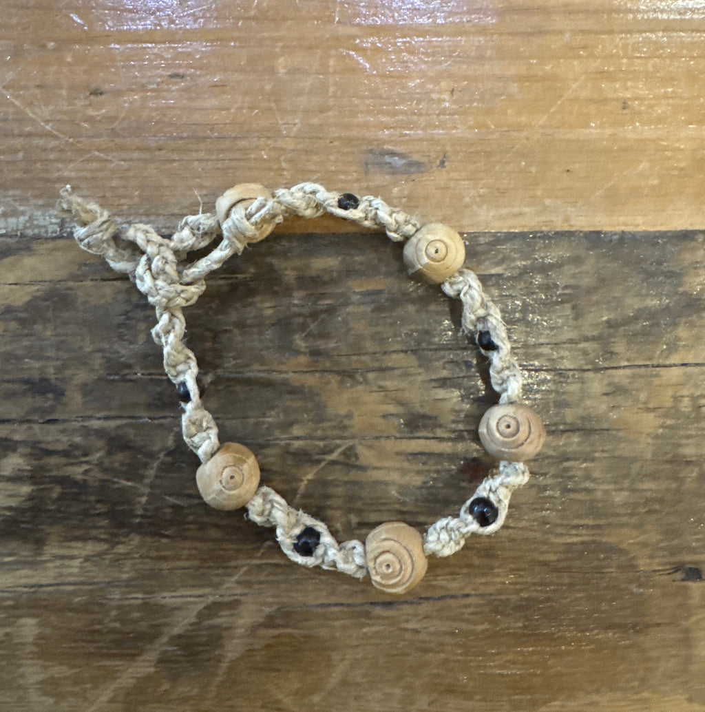 Janet's Hemp - Bracelet
